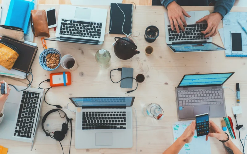 Starting-a-Digital-Business-in-2026-A-Complete-Guide