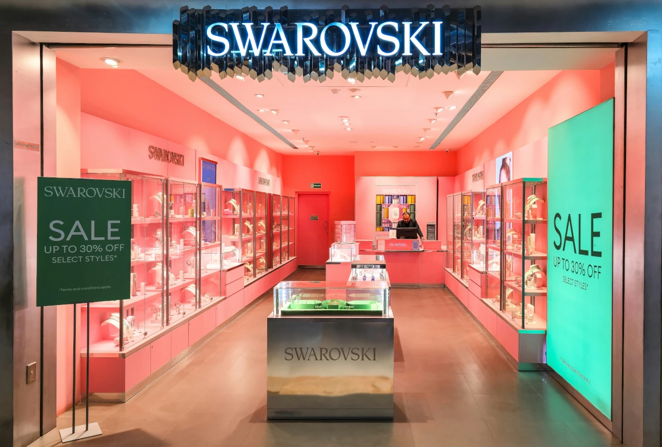 jewelry-store-websites-showcasing-products-with-elegance